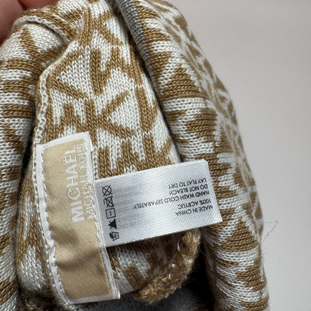 Michael Kors Matching Hat & Gloves Set Brown Gold White Monogram Winter Fashion - Picture 6 of 7